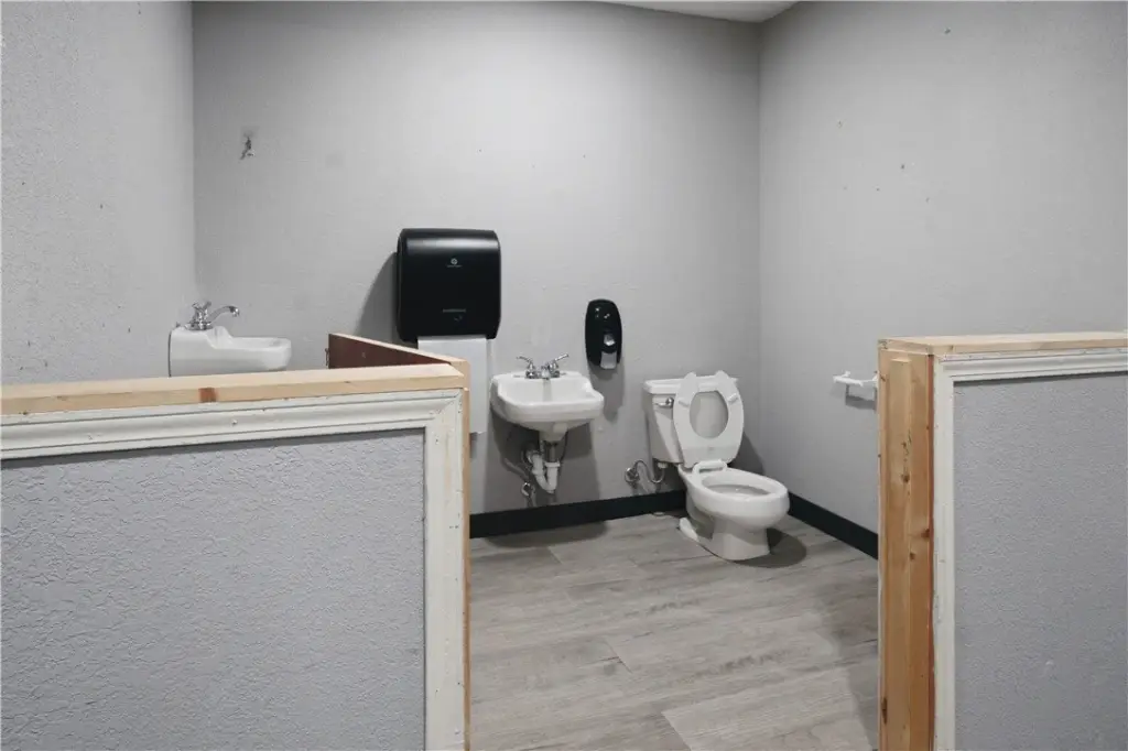 Picture 33