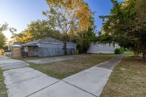Vacant Lot Near Downtown