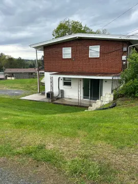 Jefferson City Triplex Near University