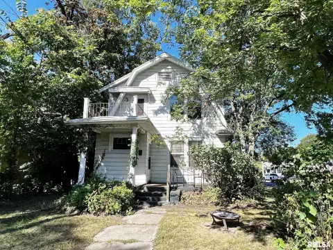 Duplex Near Botanical Gardens