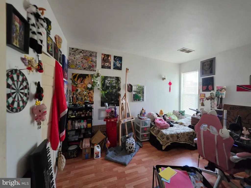 Picture 30