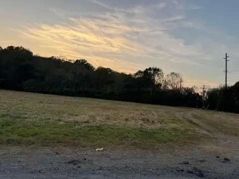 8 Acres in Downtown Jasper