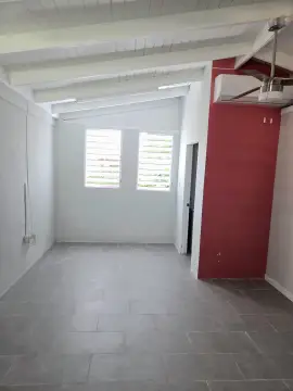 End-Unit Office Space