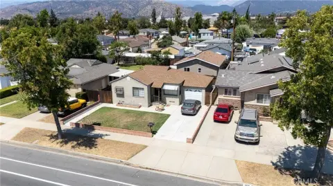 Duplex with Separate Entrances