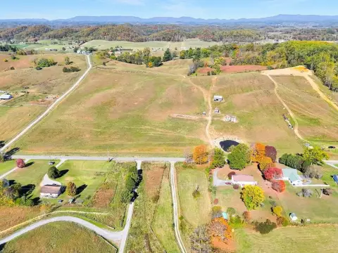 9.5 Acres in Meadowview, VA