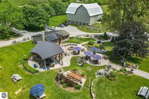 Leelanau Peninsula Winery and Vineyard