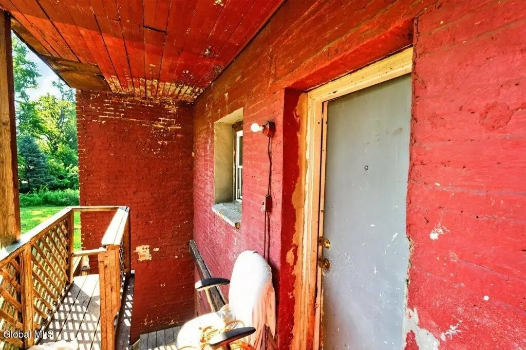Picture 19