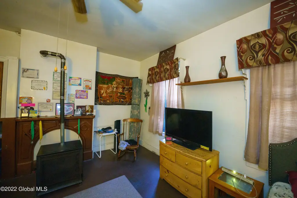 Picture 9