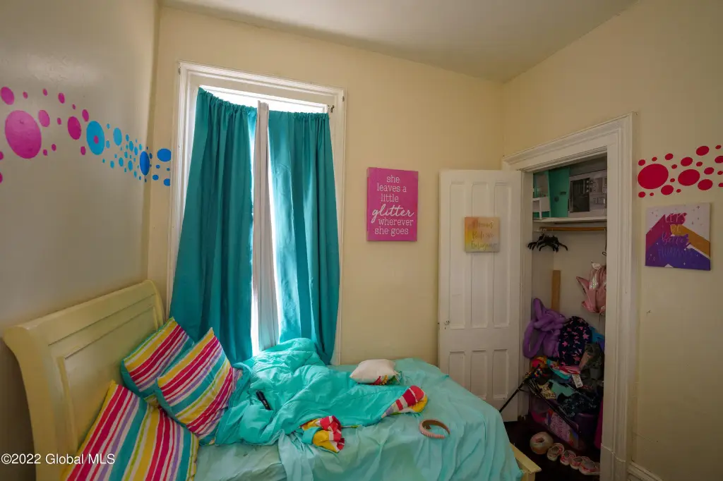 Picture 11