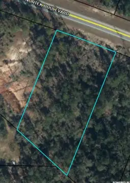 Residential Land in Compass Lake