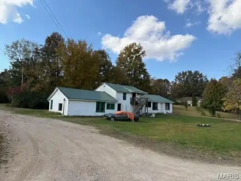 Ranch-Style Triplex