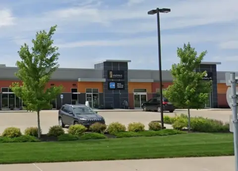 High-End Dakota Dunes Office Space