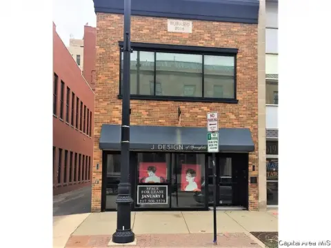 Mixed-Use Building with Loft Apartment