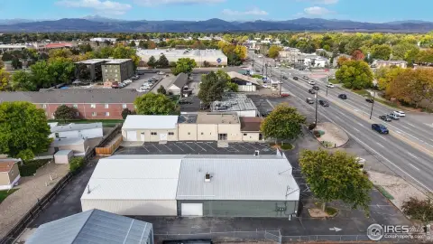 Versatile Commercial Property on Eisenhower Boulevard