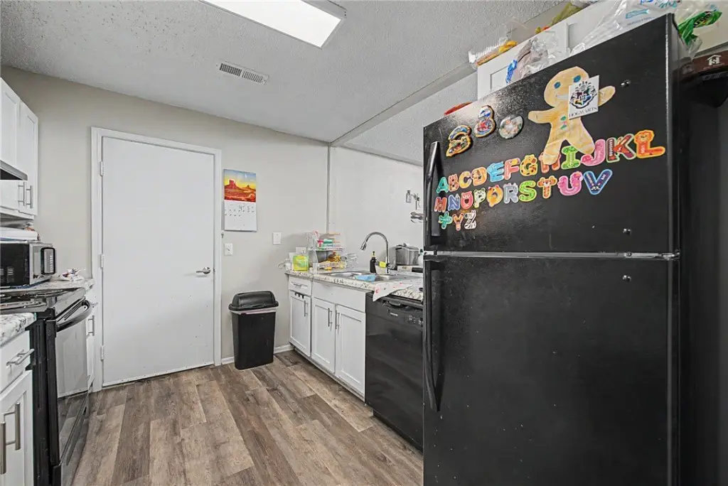Picture 25