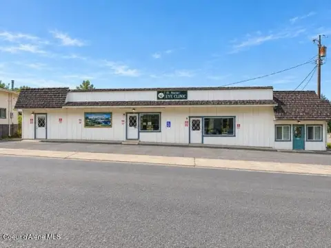 Medical Office Building with Four Units