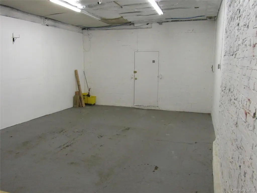 Picture 19