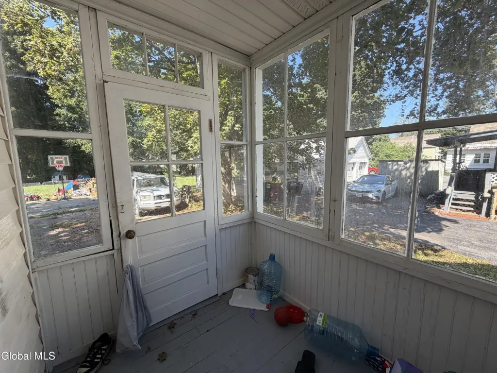 Picture 19