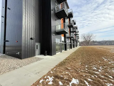 Versatile Commercial Space, South Sioux