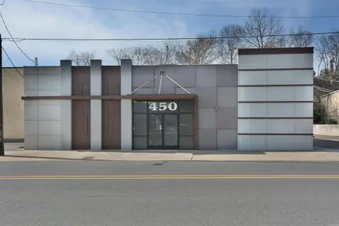 Versatile Commercial Building in Hot Springs