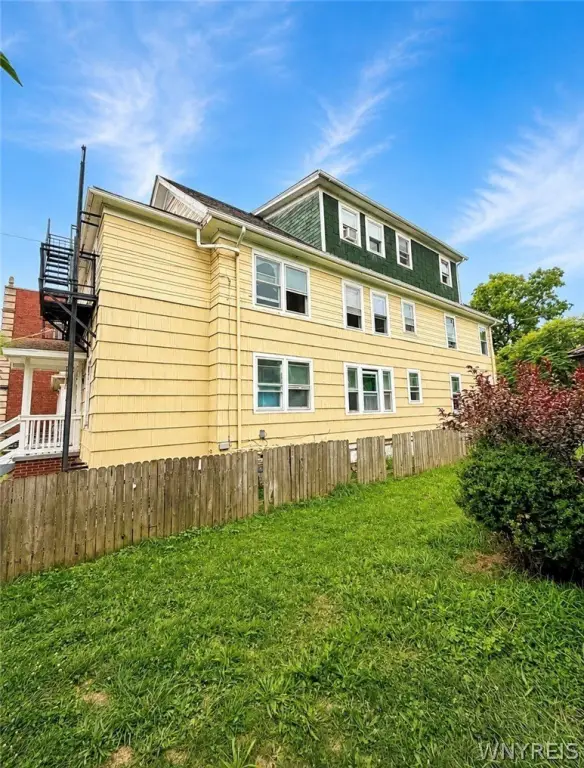 Picture 4