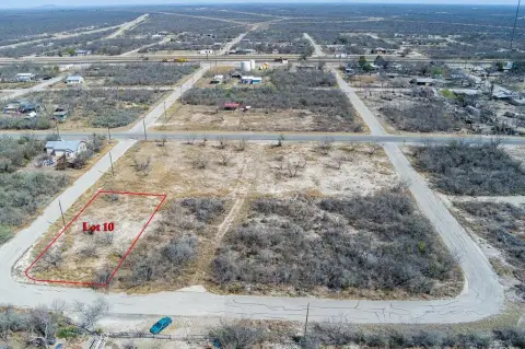 Residential Lot in Spofford, TX
