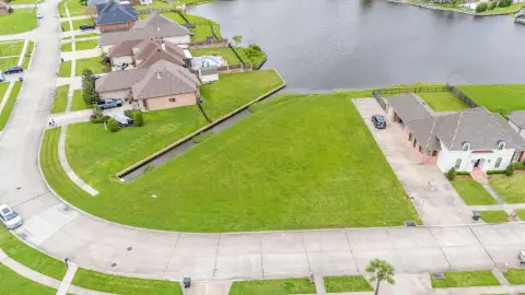 Waterfront Lot in Westgate