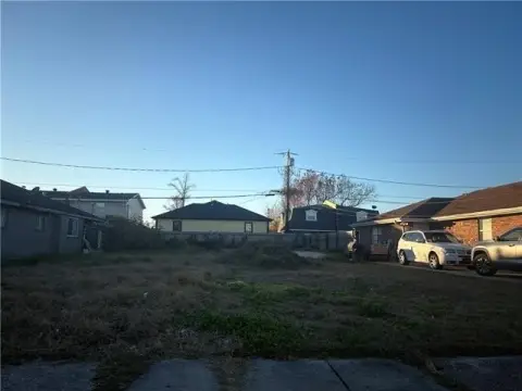 Residential Land in Chalmette, Louisiana