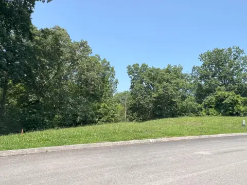 Lakefront Lot in Russellville, TN