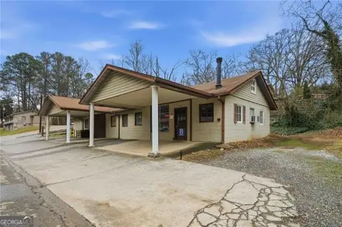 Commercial Property in Canton, Georgia