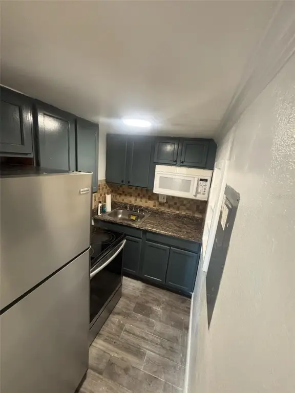 Picture 18