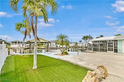 Waterfront Lot with Gulf Access