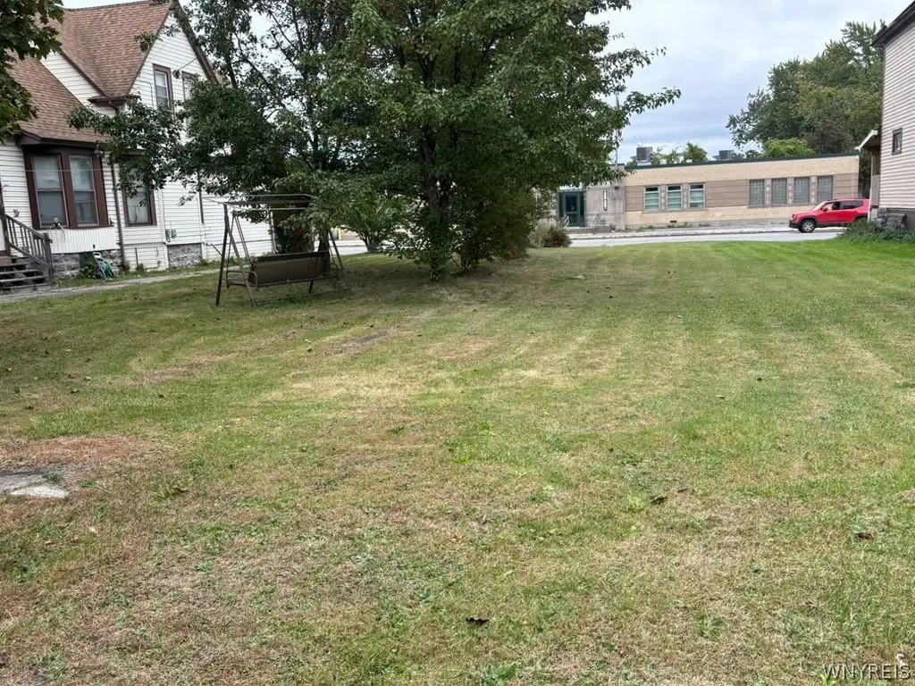 Picture 12