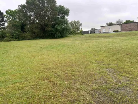 Commercial Lot Near Searcy Bike Trail