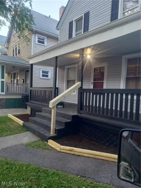 Picture 3