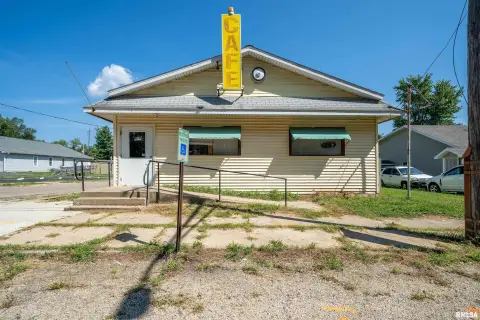 Turnkey Restaurant Opportunity on Main