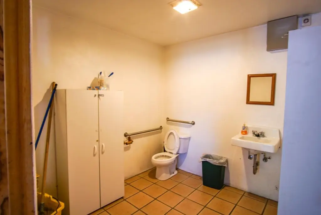 Picture 16