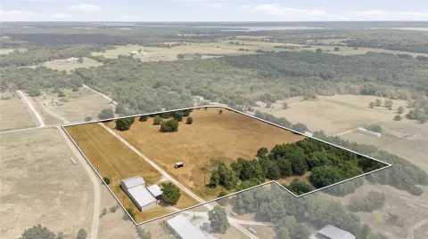 Fenced Agricultural Land With Shop