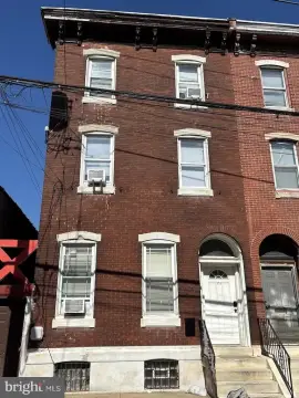 Philadelphia Four-Unit Apartment Building