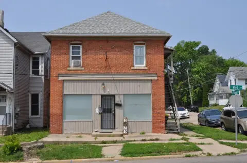 Freeport Three-Unit Property For Sale