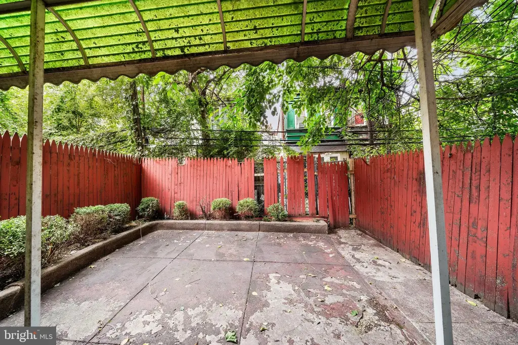 Picture 18