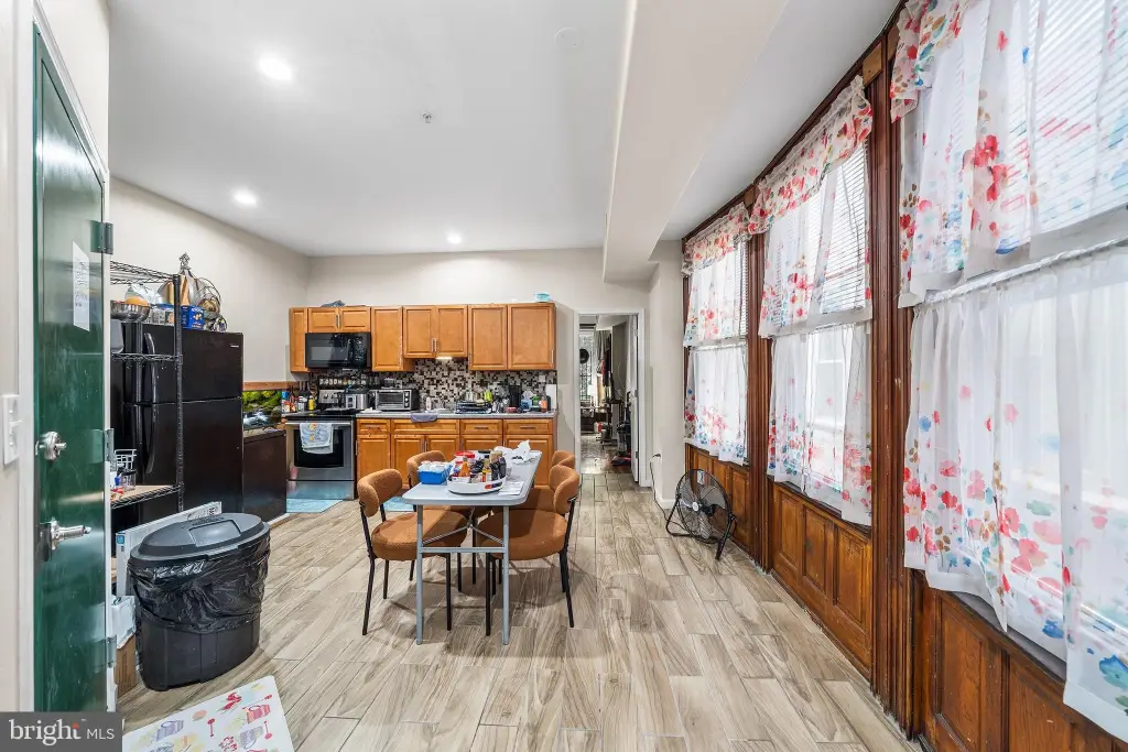 Picture 24
