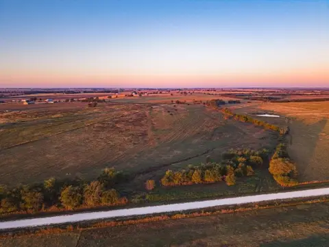 Crawford, TX - Improved Land