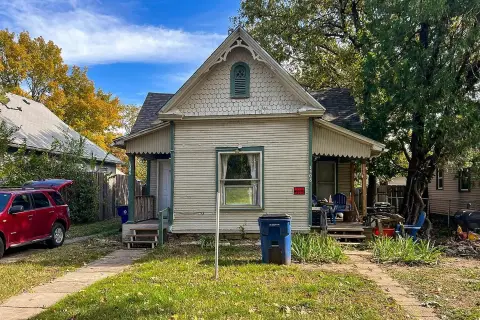 Wichita Duplex Offered at Auction