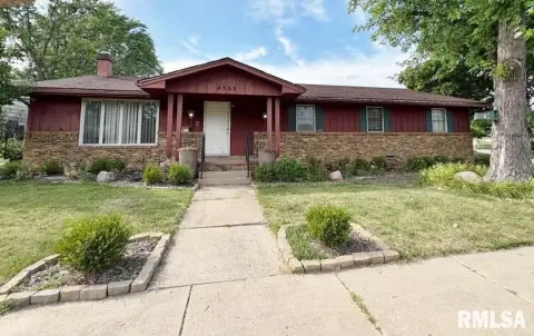 Peoria Mixed-Use Corner Lot