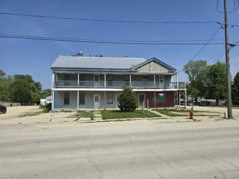 Versatile Multi-Use Property, Poplar Grove