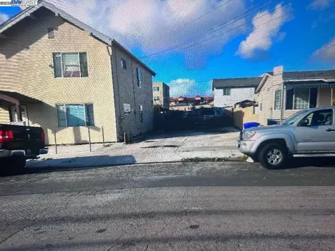 Multifamily Property in Richmond, CA