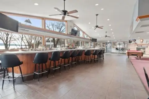 Turnkey Resort on Twin Lakes