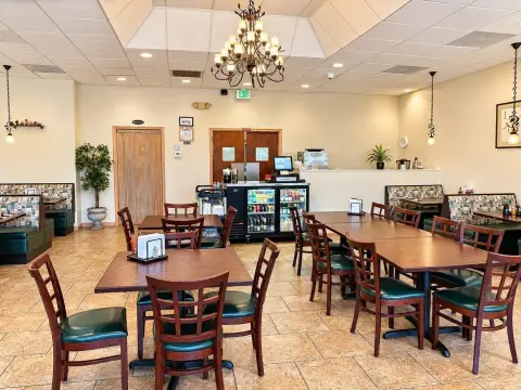 Korean Restaurant with Commercial Kitchen
