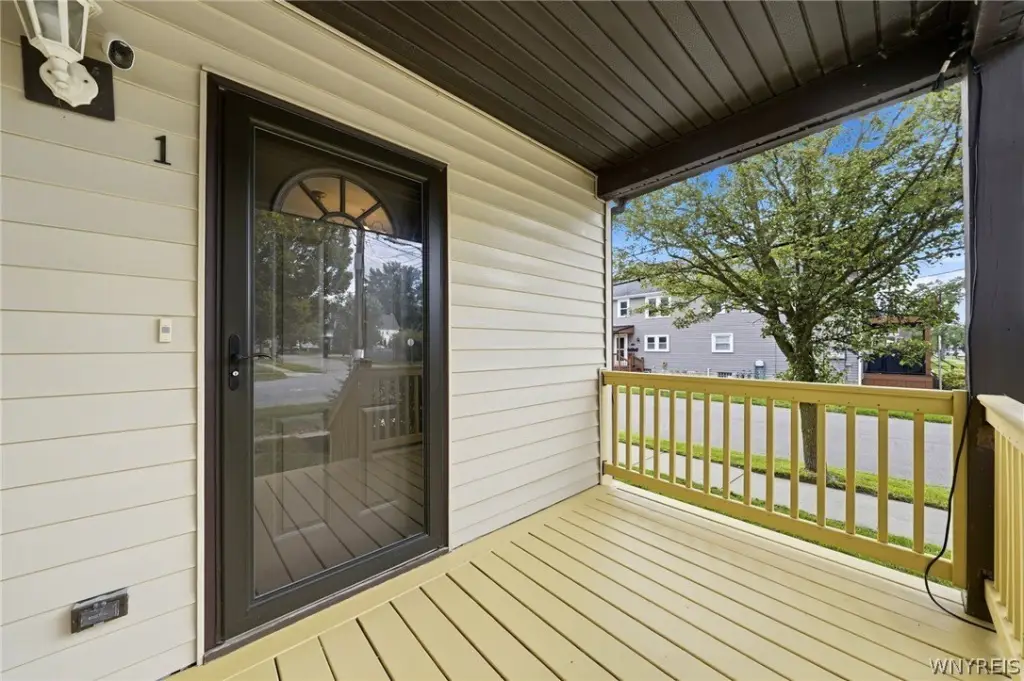 Picture 3